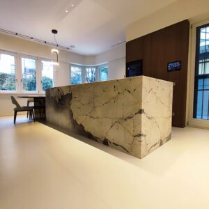 Milano &ndash; Isola cucina backlit